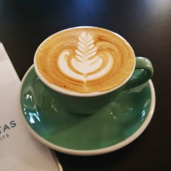 Happy Baristas - Flat white 3.4€ - Cafes Near Me - Berlin, BE