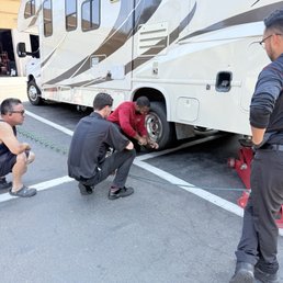 Replacing our pipes tire. Replacing our pipes tire.