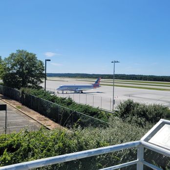 RDU Observation Park - Parks Near Me - Morrisville, North Carolina RDU Observation Park - Parks Near Me - Morrisville, North Carolina