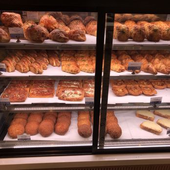 Paris Baguette - Bakeries Near Me - Cheshire, Connecticut