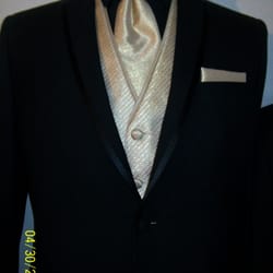 Tuxes-N-Tunes