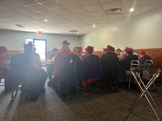 Benny's Café by null