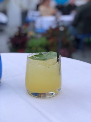 520 Bar & Grill by null