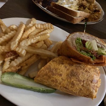 Herb's - Turkey BLT Wrap - Delis Near Me - Uncasville, Connecticut Herb's - Turkey BLT Wrap - Delis Near Me - Uncasville, Connecticut