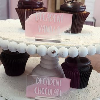 Smallcakes San Antonio - Decadent flavors - Bakeries Near Me - San Antonio, Texas Smallcakes San Antonio - Decadent flavors - Bakeries Near Me - San Antonio, Texas