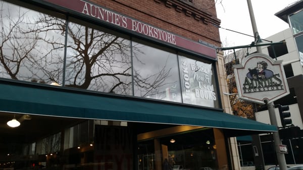 Auntie's Bookstore by null