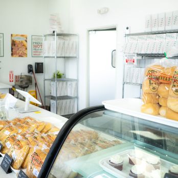 Starbread Bakery - interior ambiance - Bakeries Near Me - Carson, California Starbread Bakery - interior ambiance - Bakeries Near Me - Carson, California