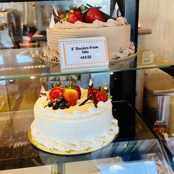Elvin's Bakery - Cakes - Bakeries Near Me - Honolulu, Hawaii