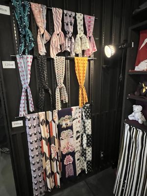 Byōdo-in Temple by null