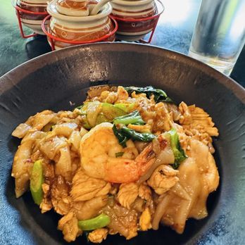 Thai Treasure - Thai Near Me - Arlington, Virginia
