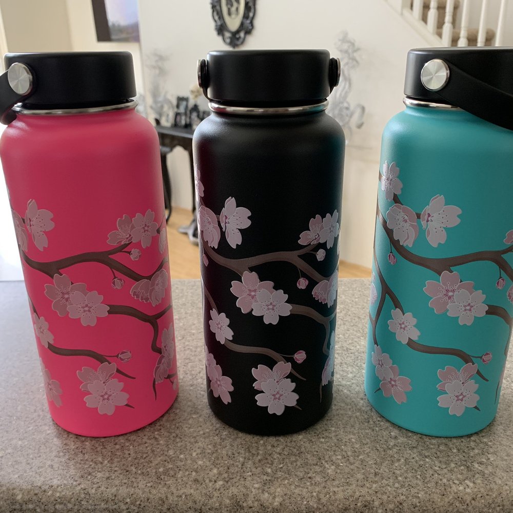 T&C Sakura Hydro Flasks! T&C Sakura Hydro Flasks!