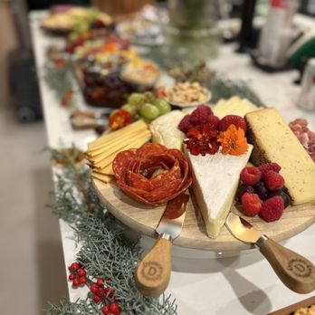 Chef Johnnie - Beautiful spread before dinner - Personal Chefs Near Me Chef Johnnie - Beautiful spread before dinner - Personal Chefs Near Me
