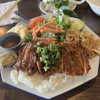 Happy Autumn - Vietnamese Near Me - Renton, Washington