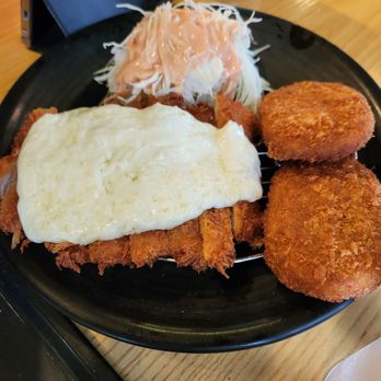 ABIKO CURRY - Fried cheese pork cutlet and croquettes - Japanese Near Me - Palisades Park, New Jersey