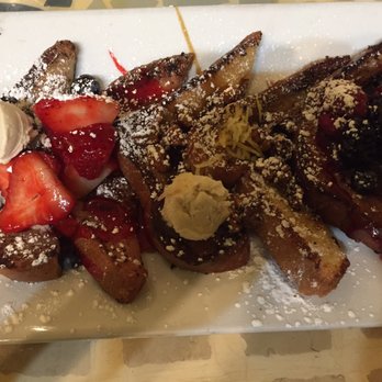 Batter & Berries - Super french toast flight - Breakfast & Brunch Near Me - Chicago, Illinois