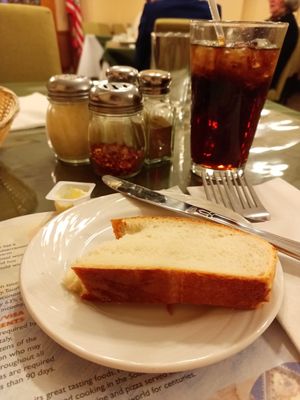 Minard's Spaghetti Inn by null