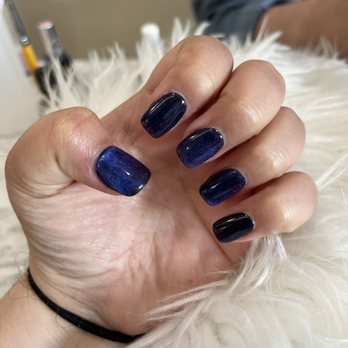 Deja Vu Nail Spa - Magnetic "Cateye" nails - Nail Salons Near Me - Sebastopol, California Deja Vu Nail Spa - Magnetic "Cateye" nails - Nail Salons Near Me - Sebastopol, California