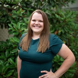 Jasmine Journey Healing Center - Meet the Owner! Amanda is a loving mother, wife, massage therapist and energy healer.