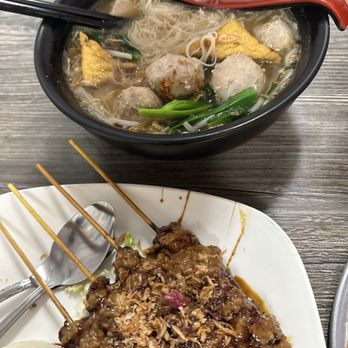 Borneo Eatery - Indonesian Near Me - Alhambra, California