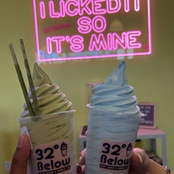 32 Below - Left: ube milk floatea with ube/matcha soft serve swirl Right: jasmine tea with unicorn (blue vanilla) soft serve - Ice Cream & Frozen Yogurt Near Me - Renton, Washington