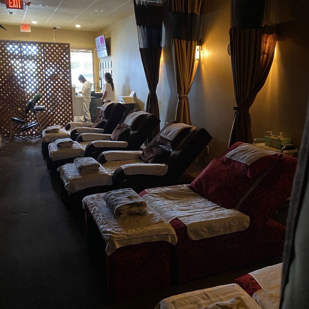 Lemon Tree Spa - Group massage room - Massage Near Me - Yorba Linda, California