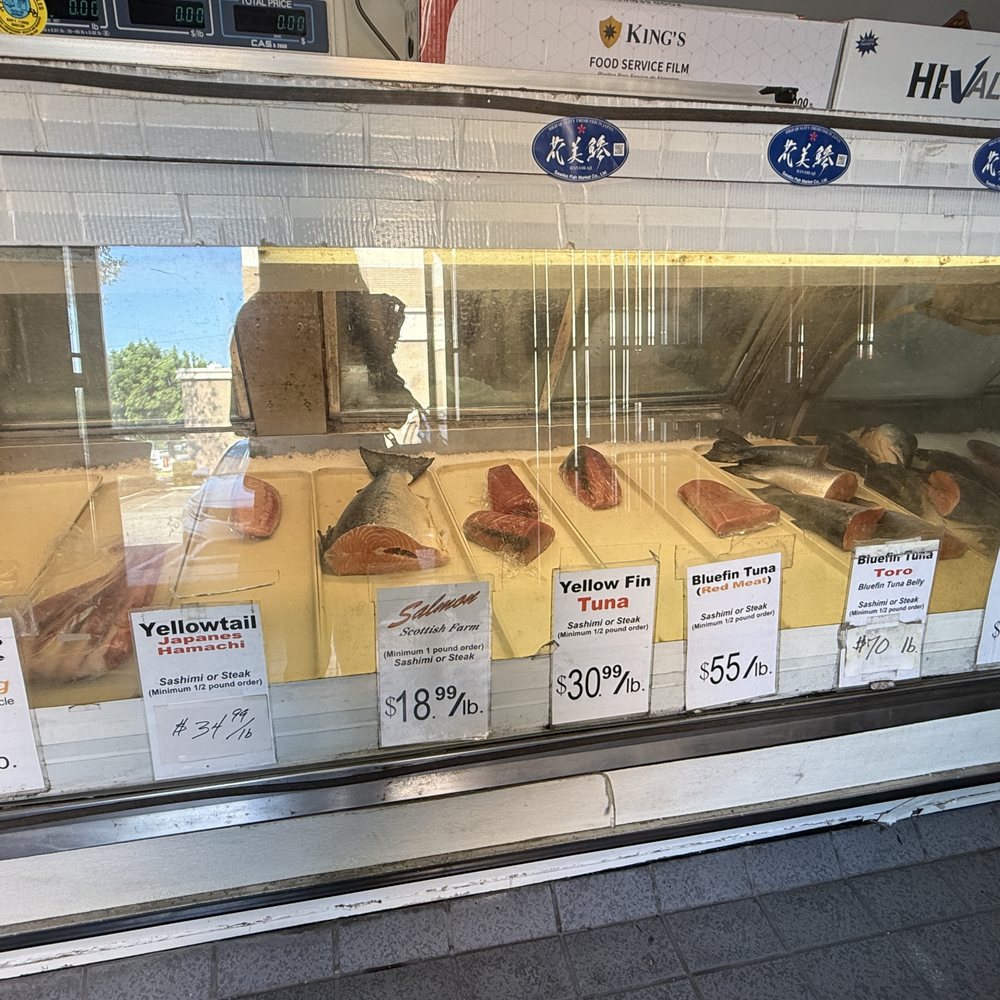 Ocean Plus Fish Market - Seafood Markets Near Me - Rosemead, California