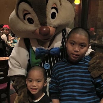 Goofy's Kitchen - My kids and Dale. Credited by; Marilou De Los Santos - American Near Me - Anaheim, California