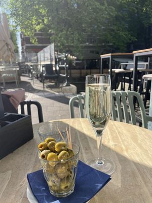 Cafe Tisfris by null