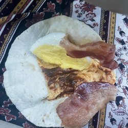 Dunkin' - Burnt Wake-up Wrap - Bacon Egg & Cheese