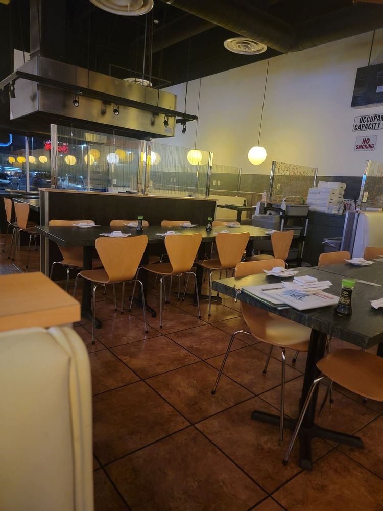 Sushi Tower & Steakhouse - Photo 2