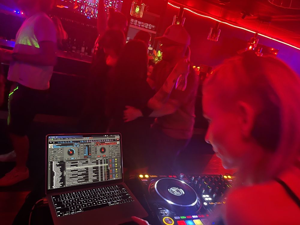 HOOKAH HOUSE Updated August 2024 32 Main Street S, Newmarket