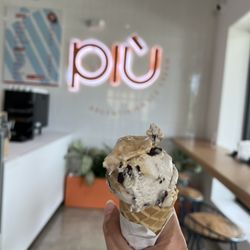 Più Gelato - banana split on kids cone
