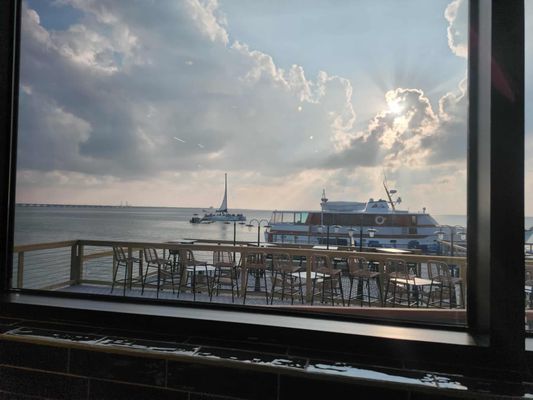 Henrietta's Bayfront Restaurant by null