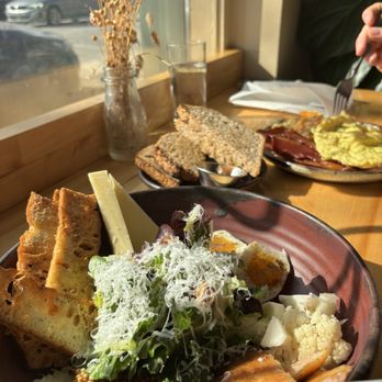 Juneberry Table - ploughmans platter and eggs, bacon, potatos, and toast - Breakfast & Brunch Near Me - Cleveland, Ohio