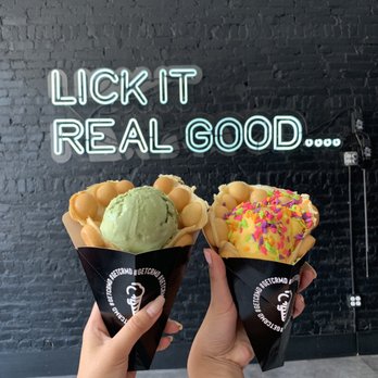 CRMD - Mango sorbet and matcha - Ice Cream & Frozen Yogurt Near Me - Columbus, Ohio