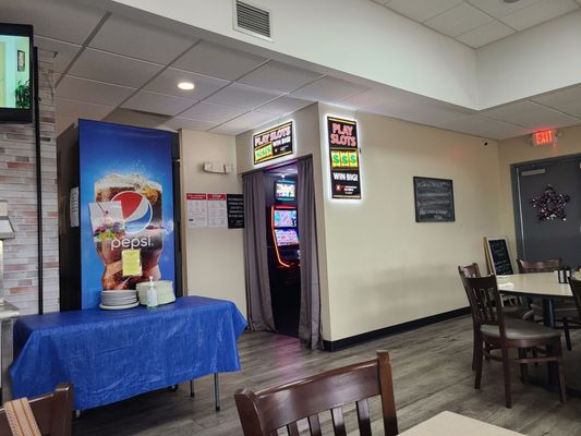 Cindy's on 34 by null