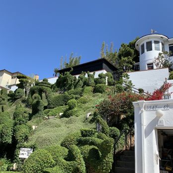 Harper's Topiary Garden - Side view - Botanical Gardens Near Me - San Diego, California Harper's Topiary Garden - Side view - Botanical Gardens Near Me - San Diego, California