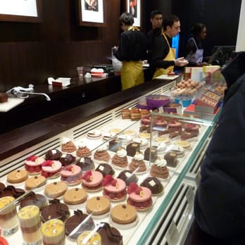 Pierre Hermé - Chocolatiers & Shops Near Me - Paris, 75 Pierre Hermé - Chocolatiers & Shops Near Me - Paris, 75