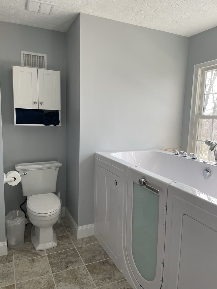 Slide of Gomez Professionals