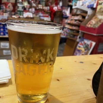 Mr. Dunderbak's - German Near Me - Tampa, Florida