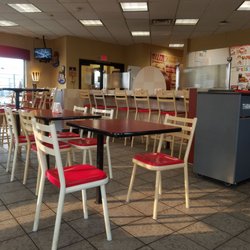 KFC - Dining room