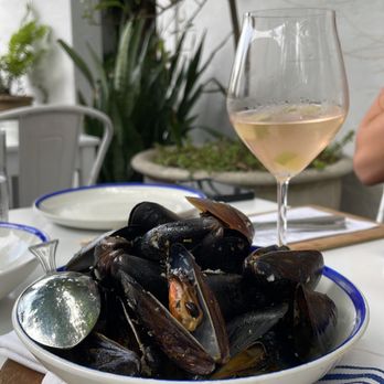 Mandolin Aegean Bistro - Mussels - Mediterranean Near Me - Miami, Florida Mandolin Aegean Bistro - Mussels - Mediterranean Near Me - Miami, Florida