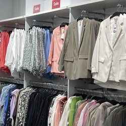 H&M