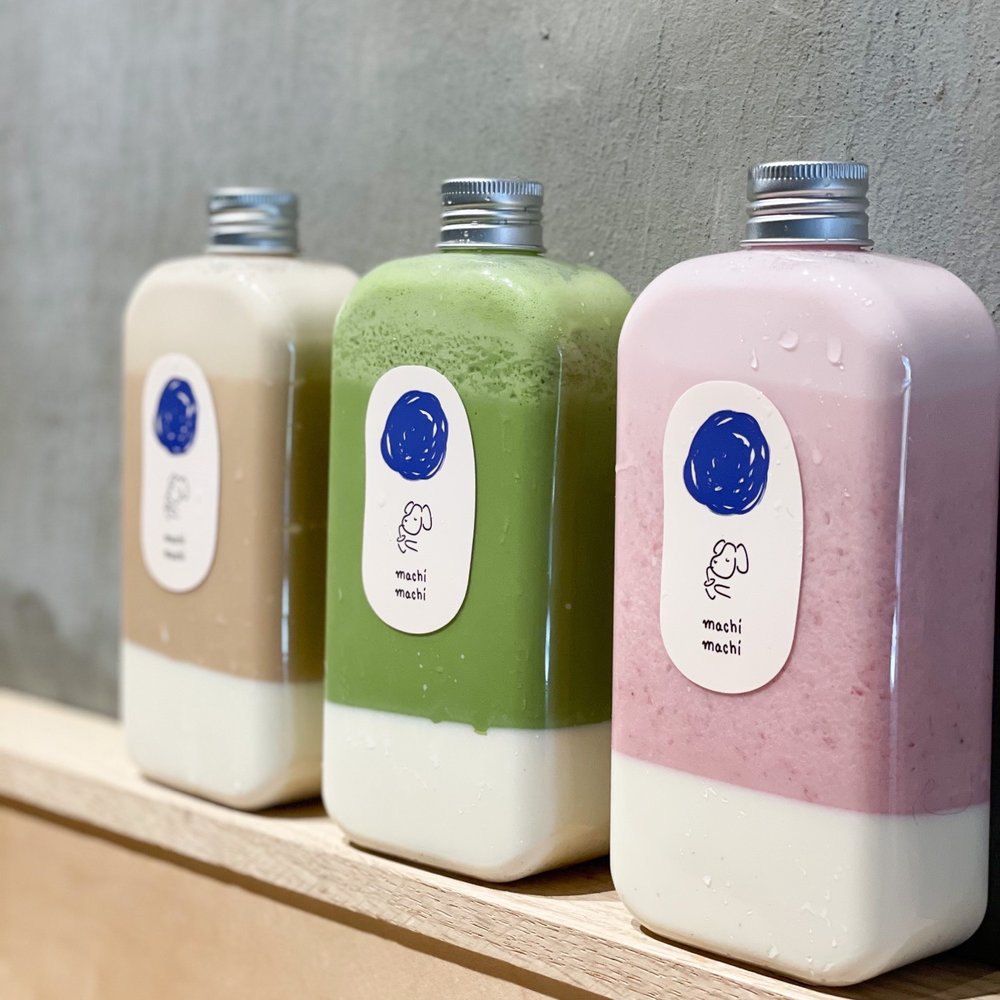 Machi Machi - Black milk tea, matcha milk tea and strawberry. All with panna cotta - Bubble Tea Near Me - New York, New York Machi Machi - Black milk tea, matcha milk tea and strawberry. All with panna cotta - Bubble Tea Near Me - New York, New York