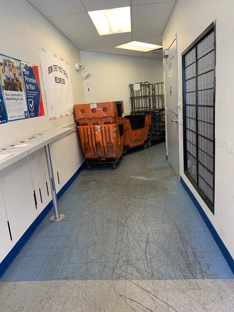 US POST OFFICE Updated October 2024 29 Reviews 18 Bow St