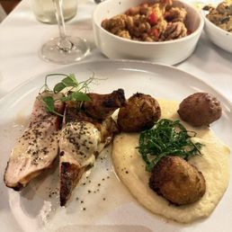 The smoked chicken with hush puppies The smoked chicken with hush puppies