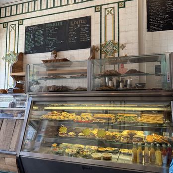 Le Fournil - Inside - Bakeries Near Me - New York, New York Le Fournil - Inside - Bakeries Near Me - New York, New York