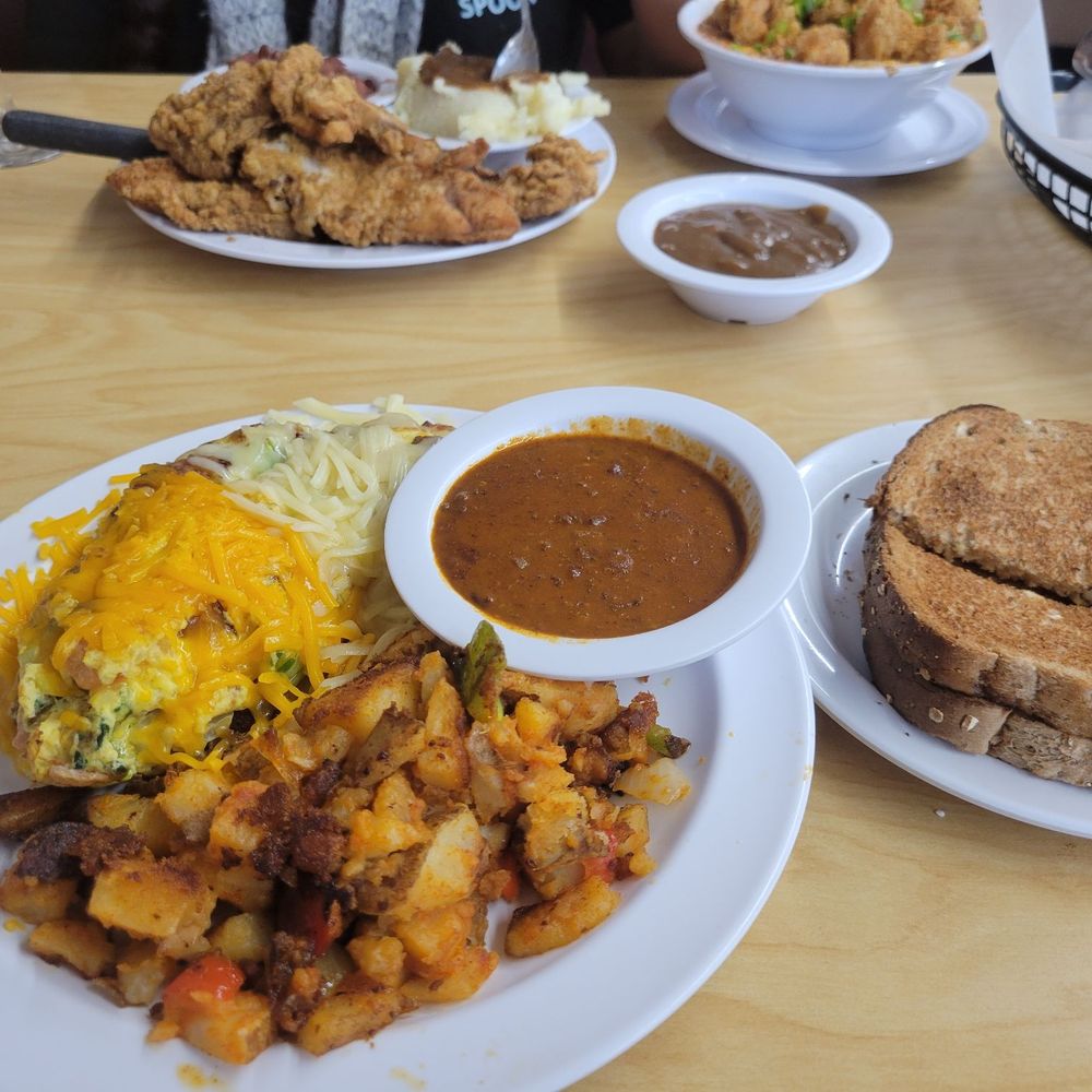 The Serving Spoon - Breakfast & Brunch Near Me - Inglewood, California