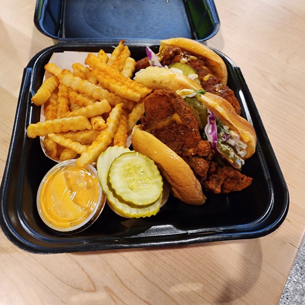 Dave's Hot Chicken - Chicken Shop Near Me - Lexington, Kentucky