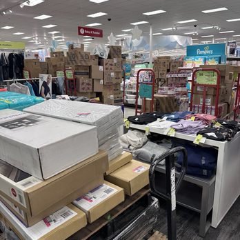 Target - A mess - Department Stores Near Me - Waldorf, Maryland Target - A mess - Department Stores Near Me - Waldorf, Maryland